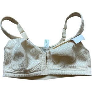 Brand New Bra for Me Front Closure Ivory Back Minimizing No Underwire Bra - 36D